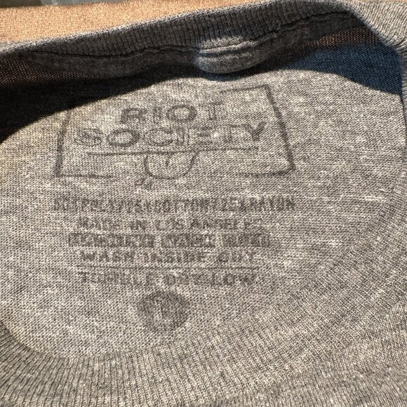 Riot Society Mens Elephant Cotton Blend T-Shirt Size Large (SKU: 33M) - Picture 4 of 6